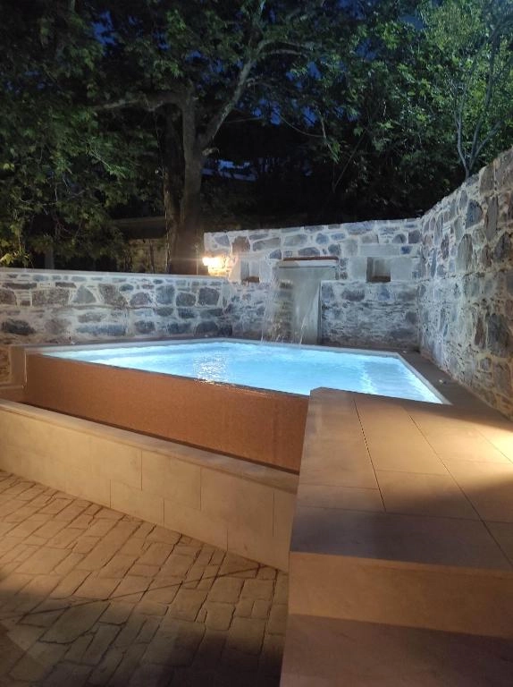Fairytale Elafonisi - stone retreat pool at night